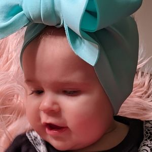Baby girl bow/ headwrap